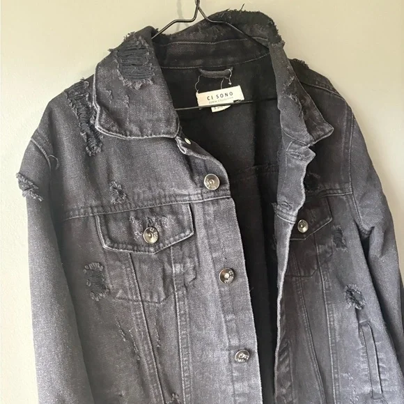 Ci Sono, size small black denim jacket. Long sleeve. Button up. Distressed look - Picture 3 of 7